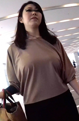 超級なおっぱい美女