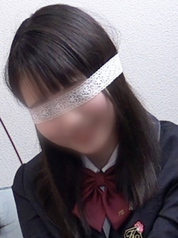 色白スリム美乳な19才ありさちゃんのプチ動画！フィニッシュしたお口からこぼれる液体に大騒動！？