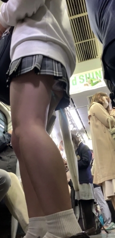 JK 生足 パンチラ 40