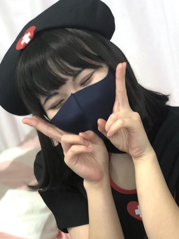 ◯7才かなちゃん続編はワイワイとコスプレお着替え！黒ナース＋園児＋大根！！