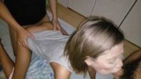 【個人】リビングにお子さんを寝かしつけ立て続けに生の他人棒に犯され肛門もまた犯されるスレンダー美人妻