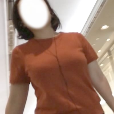 ゆれゆれ、ゆるブラな着衣巨乳様をロックオン！
