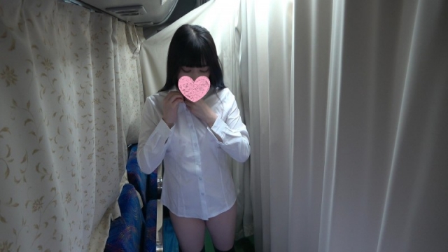 レントゲン車　検診　更衣室　着替え　盗撮風【都内　某女子高】vol.5