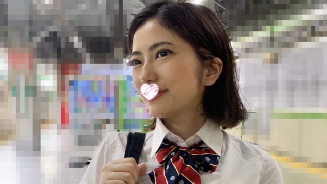 《お嬢様系女子●生》【電車痴漢】★むっちり★中出し★女子●生★高飛車★温室育ち★パイパン★