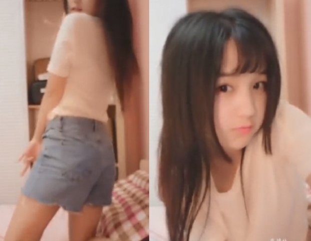 ♡こんな美少女が!!【179】ライブチャット (清純ろりセクシー少女ジラし美乳マン見せオナニー)