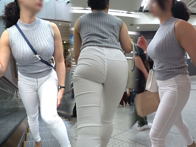 【フルHD 高画質】デカパイ、デカケツ、スケスケＴバック！！歩く勃起誘発BODY美女！！