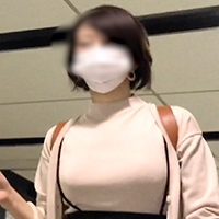 【通スピ＆スロー】美巨乳を小刻みに揺らせ歩く、美魔女な着衣巨乳様に密着！