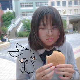 【個撮】都立商業科のゆめかわ系、お外で食ザー・顔射・ハミガキ。