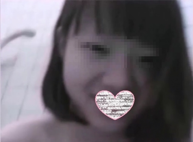 ピュイッっと噴射　彼女のプライベートをどうぞ