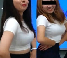 高画質 Ｔシャツピチ胸！巨乳の乳揺れ