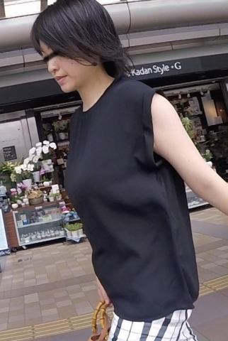 素敵な美女の出社の模様